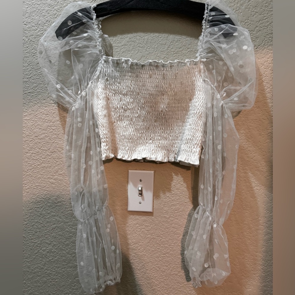 White crop top with sheer sleeves by love size medium